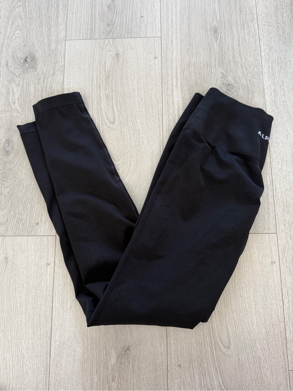 Alphalete Black Performance Srunch Leggings